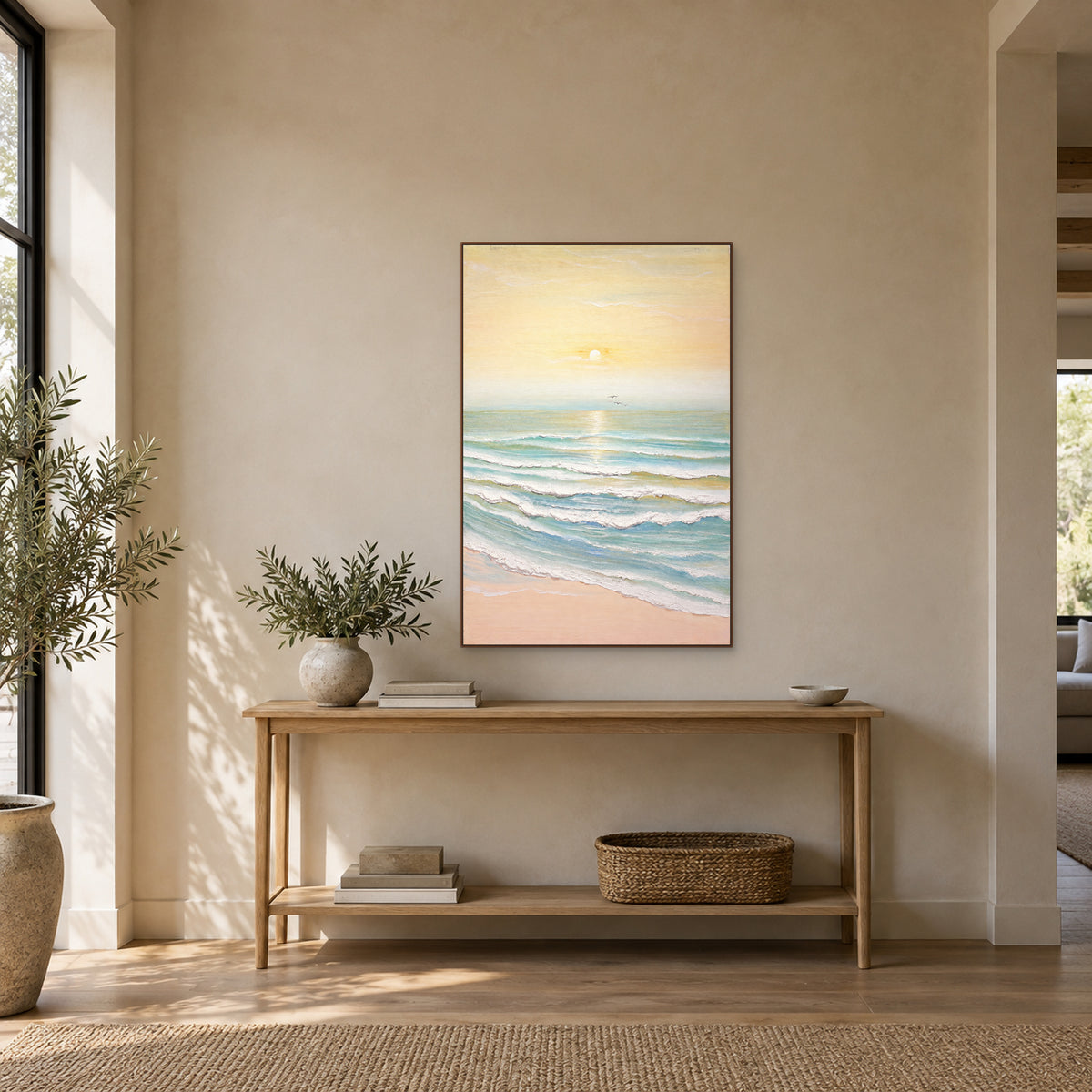 Tableau de lever de soleil Marée du matin dans un cadre flottant ton noyer au-dessus d’une console d’entrée, avec du feuillage à gauche
