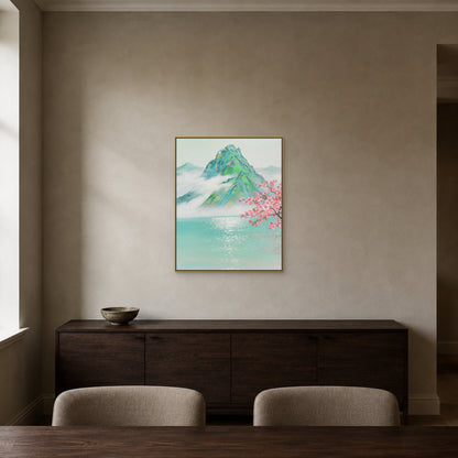 Paysage de sommets brumeux dans une fine caisse américaine champagne au-dessus d’un buffet de salle à manger en chêne foncé