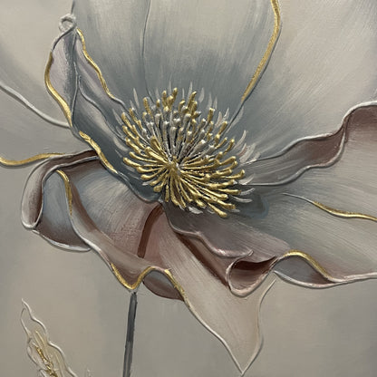 Close view of Aurelian Silence raised flower center and petal edges
