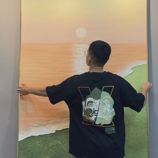Full vertical seascape presentation, surface demonstration and close views of white reflection, foam and green paint